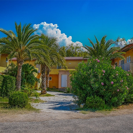 residence les castors a calvi en corse